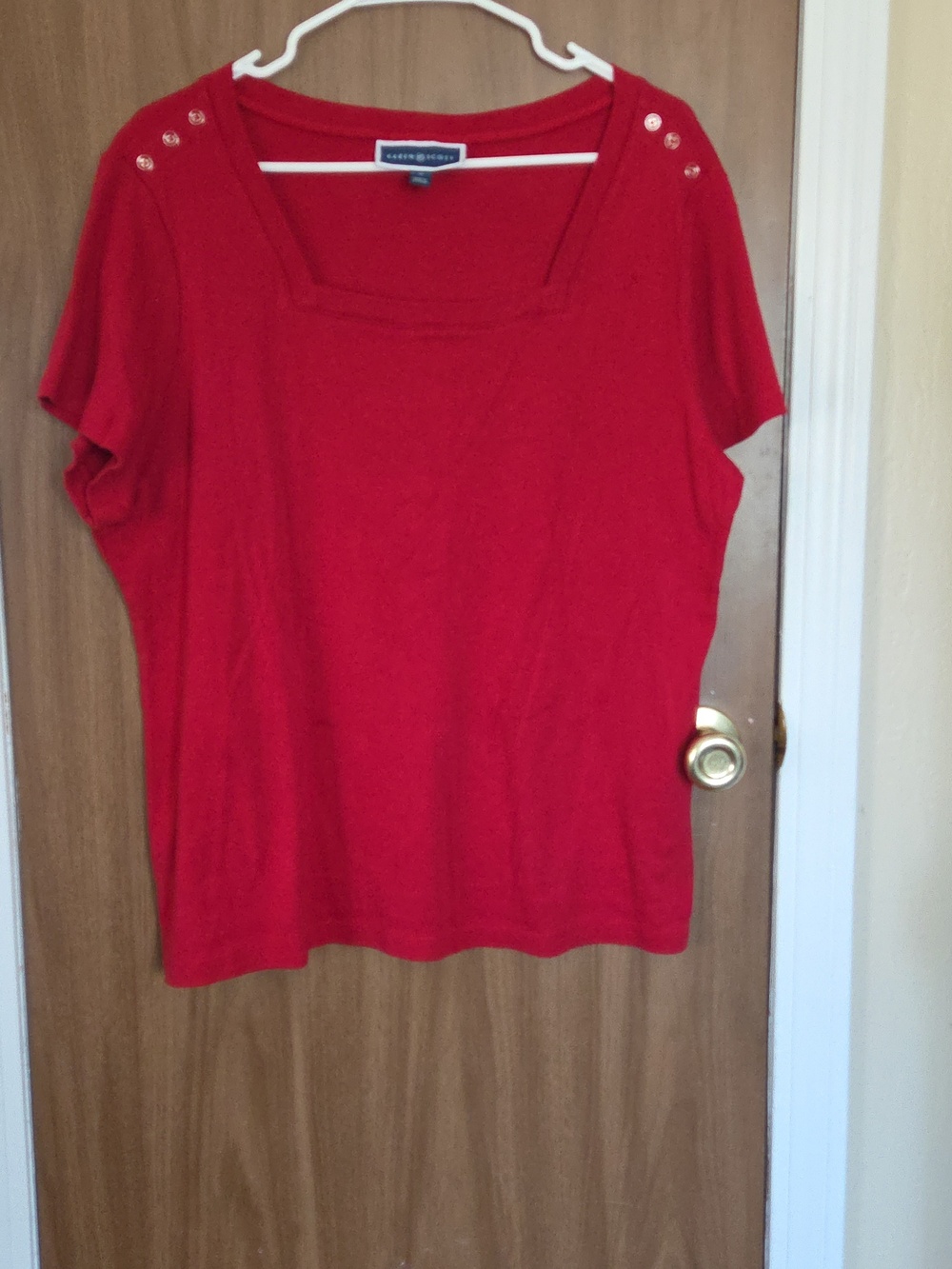 Karen Scott Red Square Neck Short Sleeve Top with Shoulder Buttons